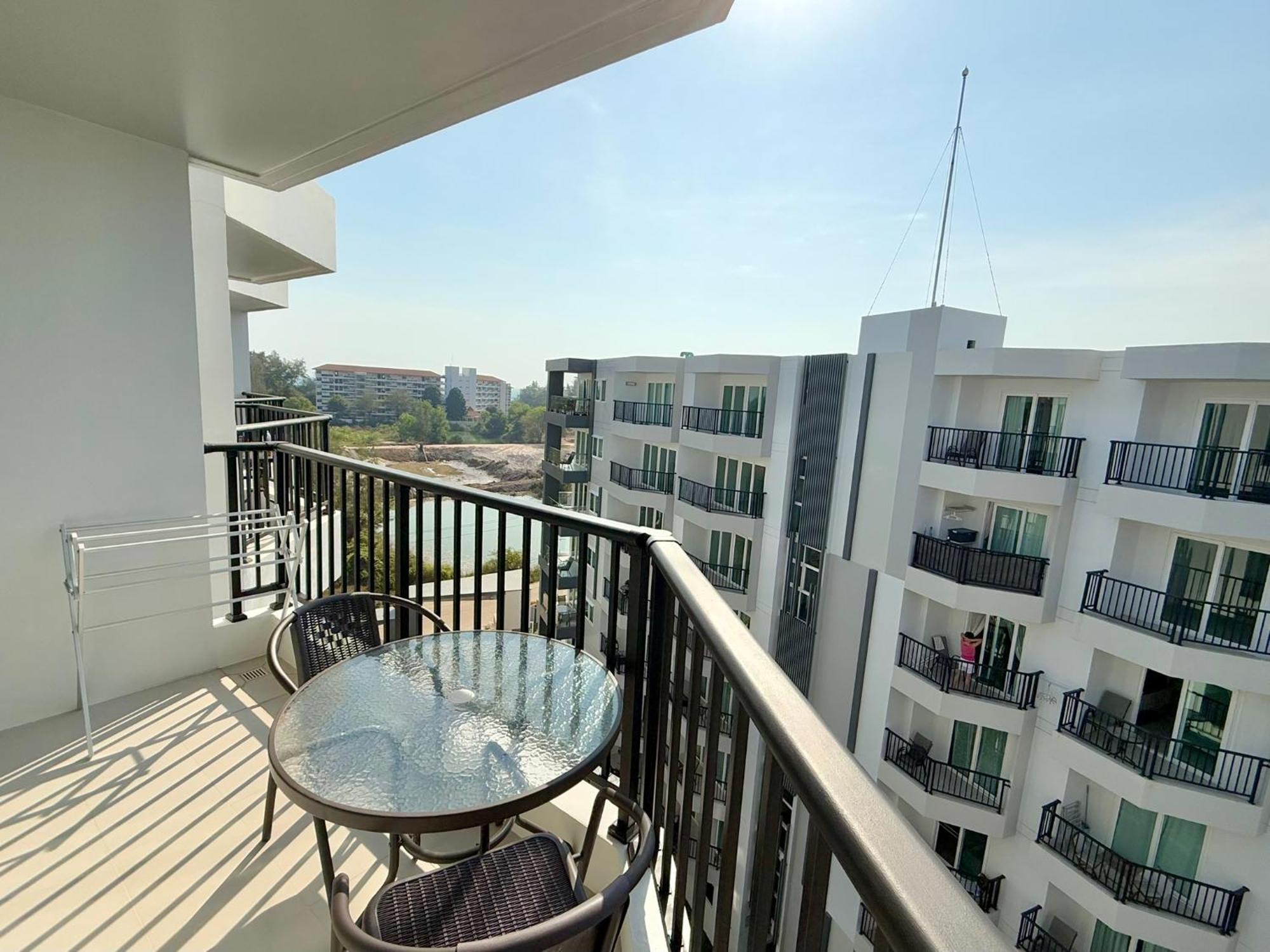 Mantra Beach Condominium Suite 2 - Mae Phim Ban Tha Fat المظهر الخارجي الصورة